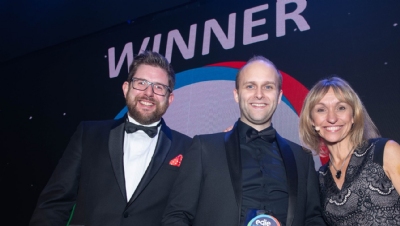 (L-R) Presenter Mike Pitts, interim challenge director, Innovate UK, Mitsubishi Electric’s Marc Overson and compere Michaela Strachan