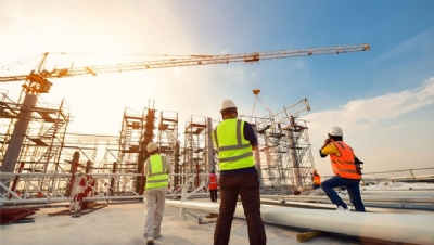 Green skills gap 'could derail net-zero', major UK construction firms tell Government - Vimarsana News