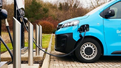 Survey: UK businesses set to invest almost £16bn in EVs this year - Vimarsana News