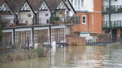 'Adapt or die': Environment Agency slams UK Government's lack of focus on climate resilience - Vimarsana News