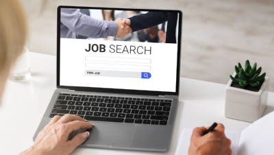 Three in five Brits would switch their job for a more sustainable one, survey reveals - Vimarsana News