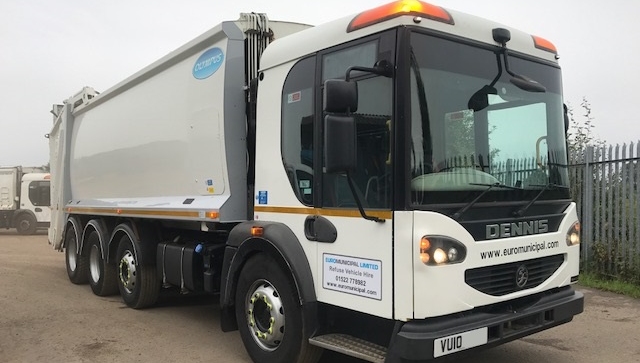 FOR SALE: 2010 YEAR 32T 8X4 EURO 5 DENNIS REFUSE VEHICLE WITH OLYMPUS BODY AND TERBERG LIFT