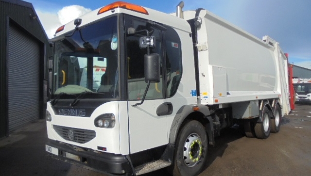 FOR SALE: 2010 YEAR 6X4 EURO 5 DENNIS REFUSE VEHICLE WITH BETA WEIGH PREPARED TRADE LIFT